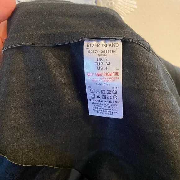 River Island Black and White Formal Dress with Lace - Picture 6 of 8